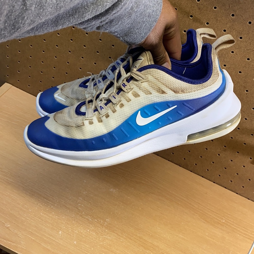 Nike Air Max Axis Sneakers Size 8.5 Women’s - Picture 10 of 12